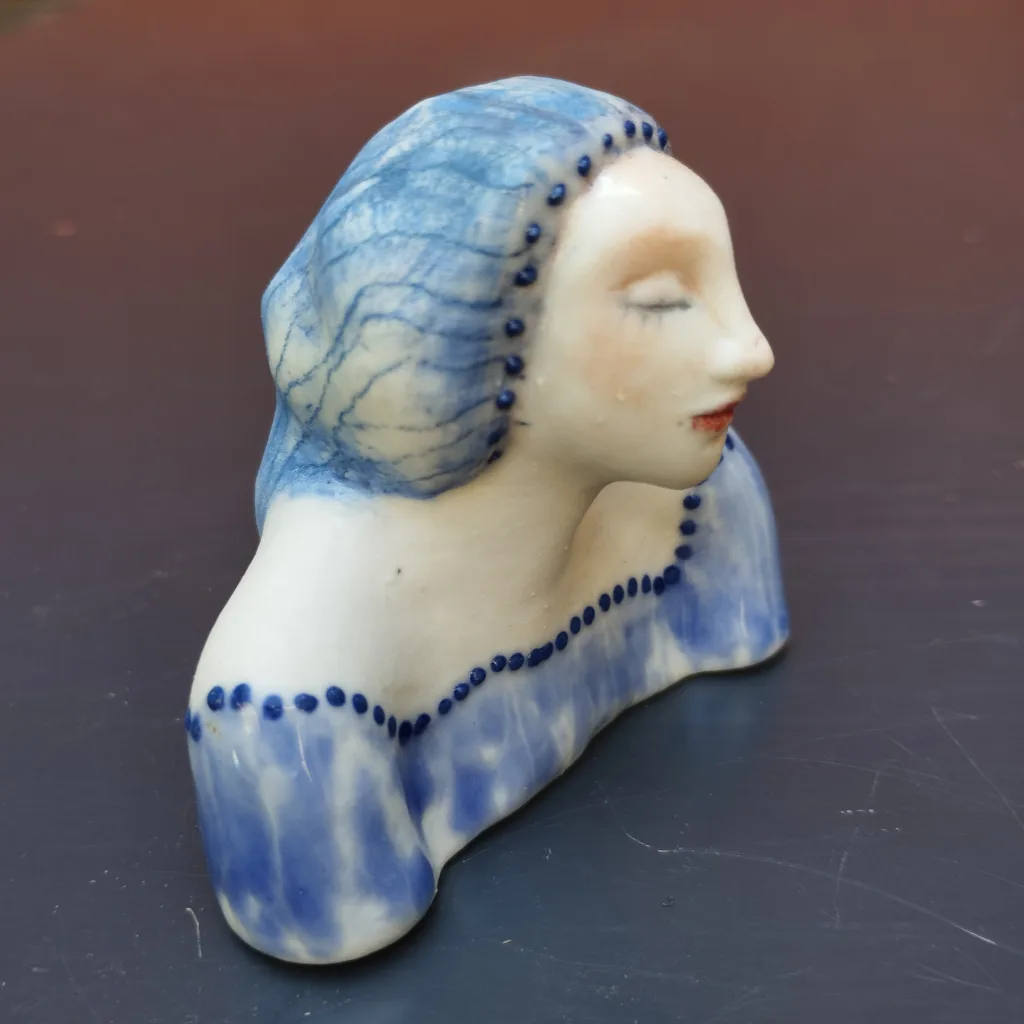 Rêveuse bleue